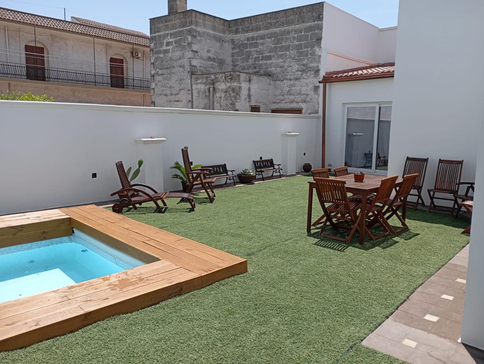 Villa Bed & Relax Lizzano  Esterno foto